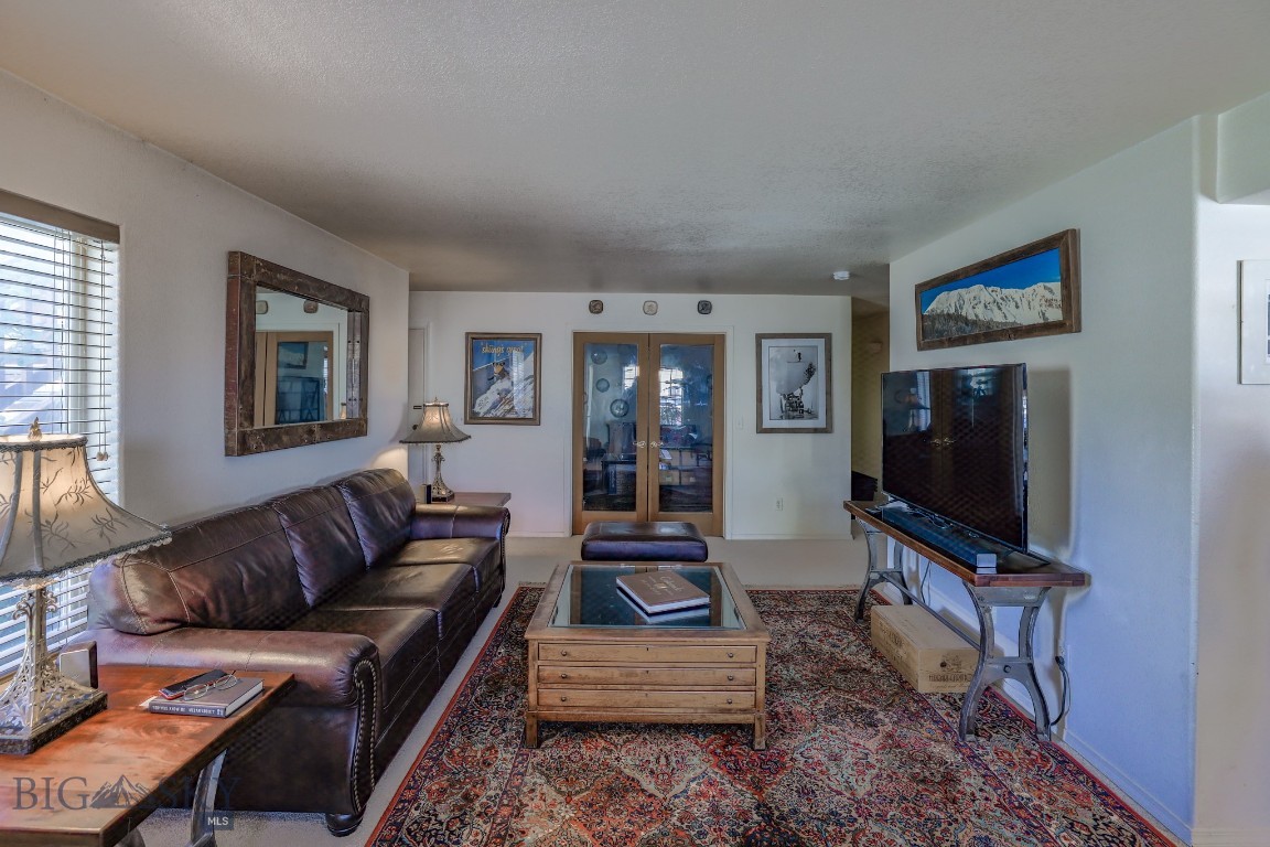 Laurel Glen - Residential