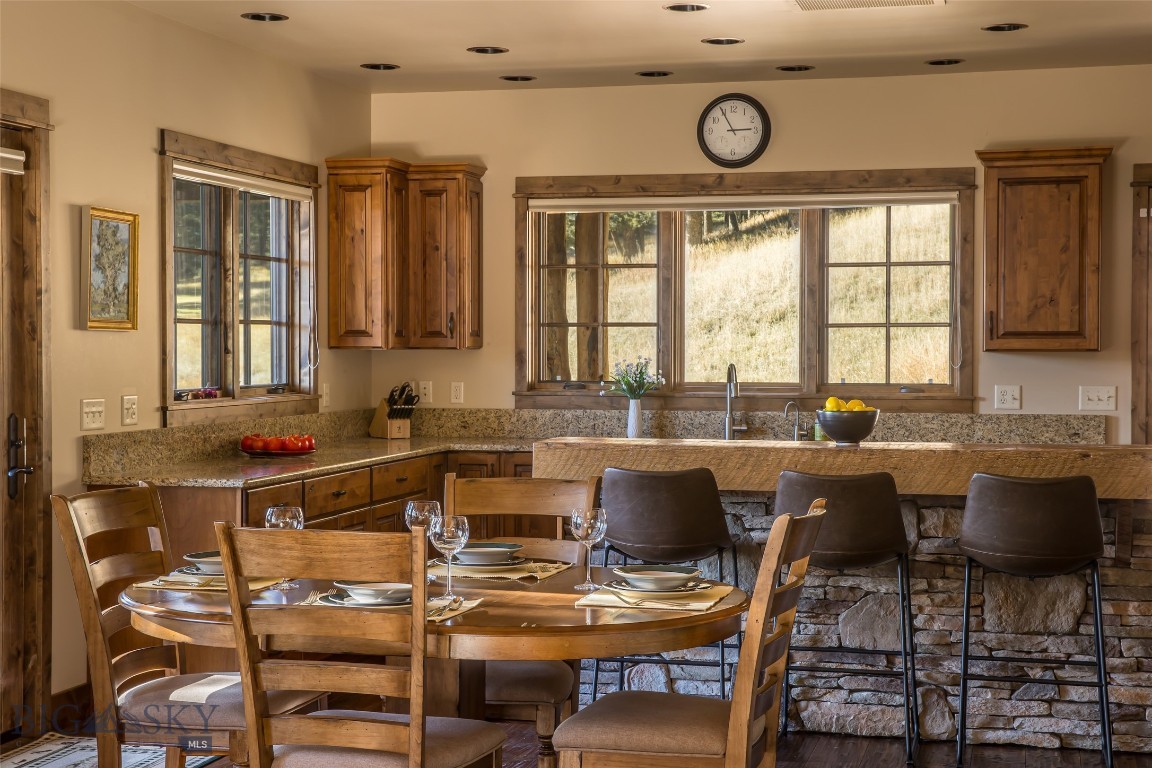 Sweetgrass Hill - Residential