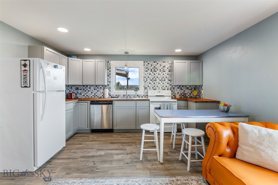 Ponderosa Pines - Residential