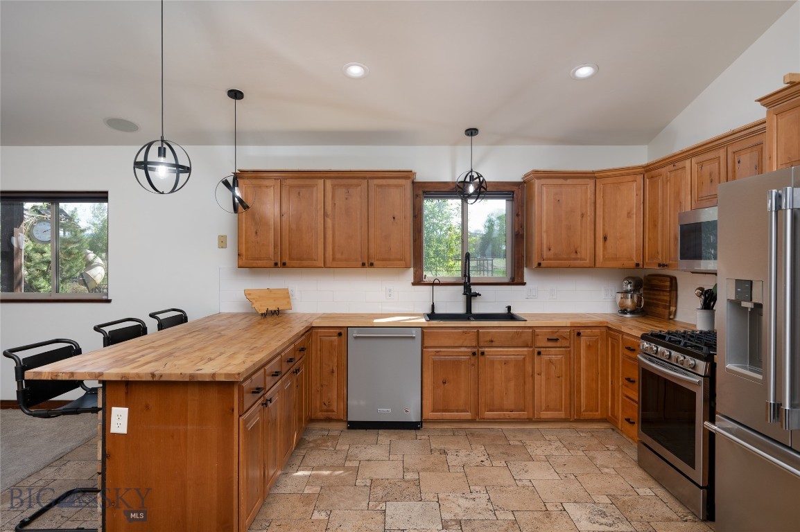 Cedar Meadows - Residential