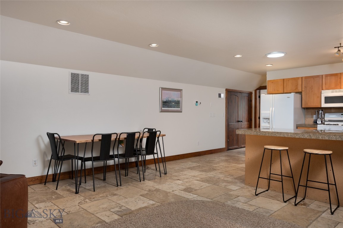 Cedar Meadows - Residential