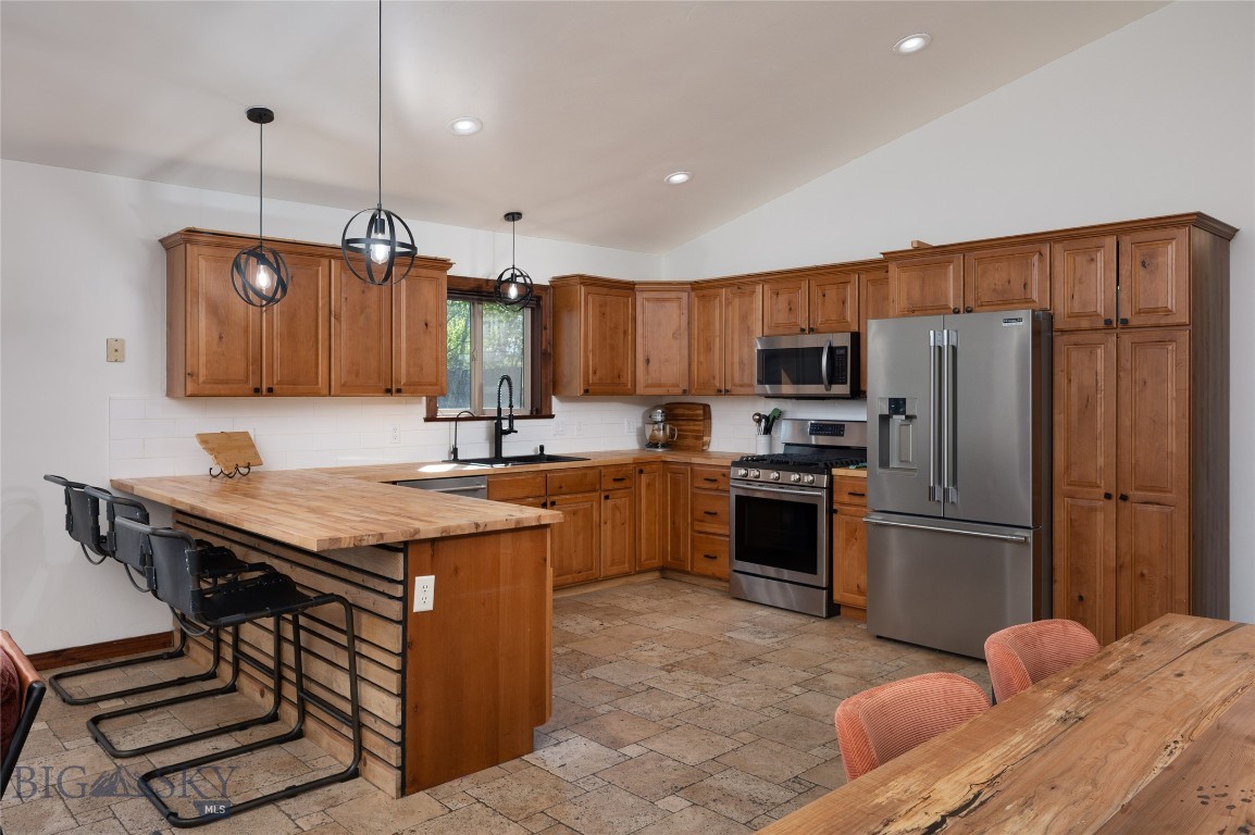 Cedar Meadows - Residential