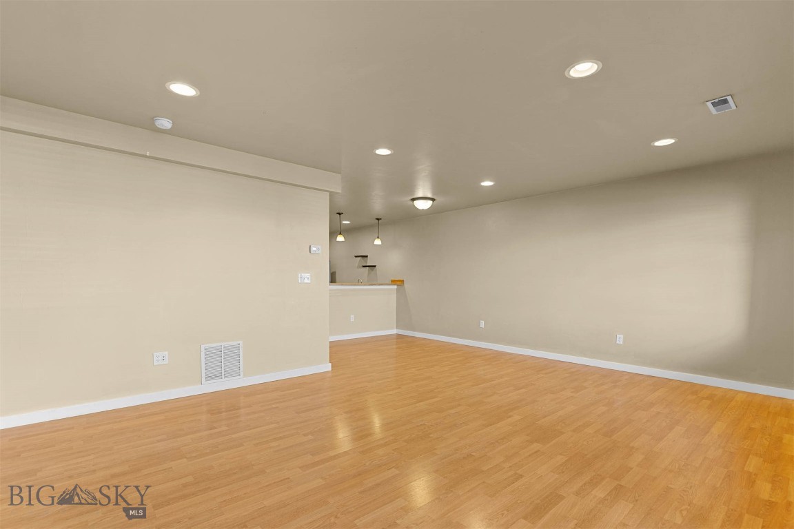 Falcon Hollow - Residential