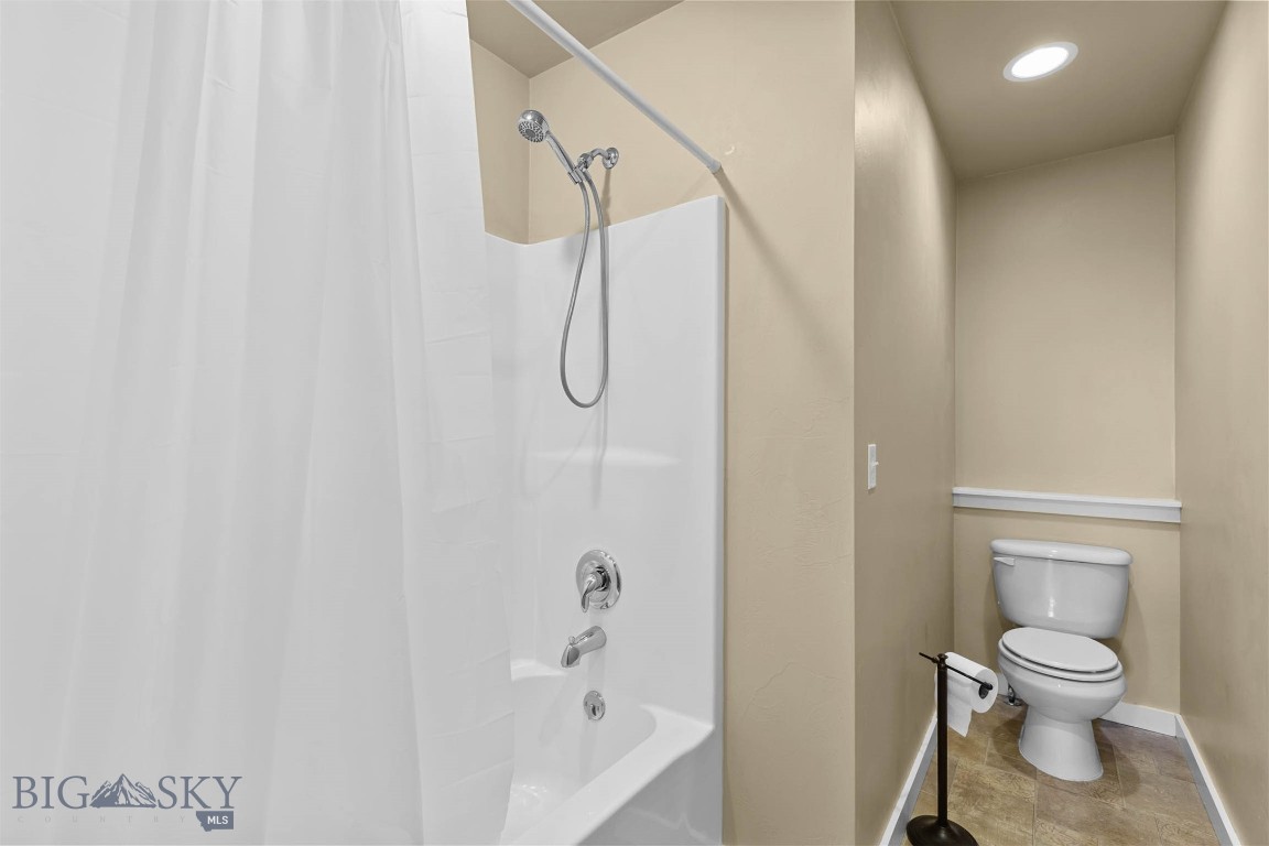 Falcon Hollow - Residential