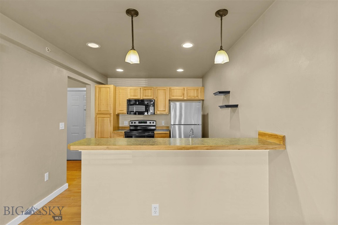 Falcon Hollow - Residential