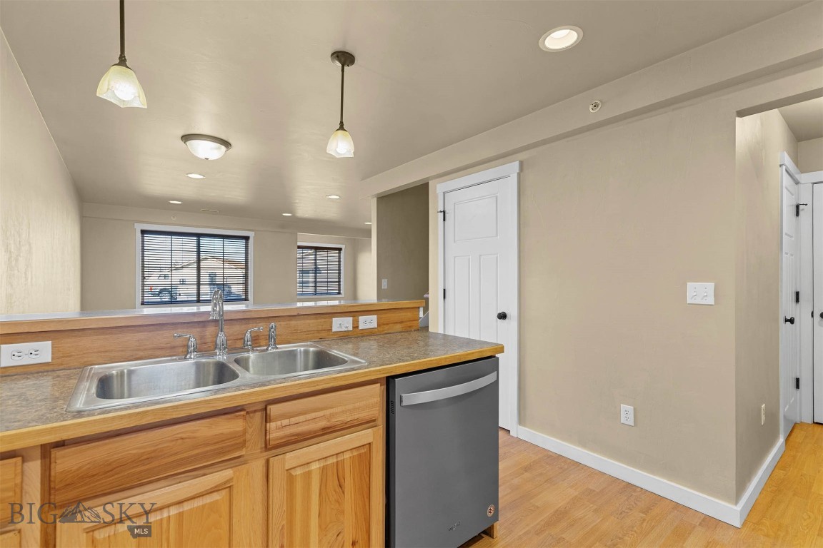 Falcon Hollow - Residential