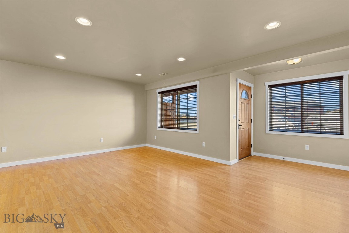 Falcon Hollow - Residential