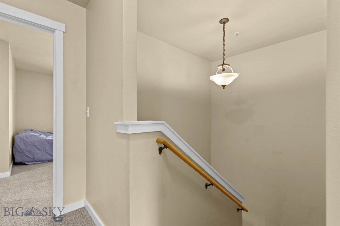 Falcon Hollow - Residential