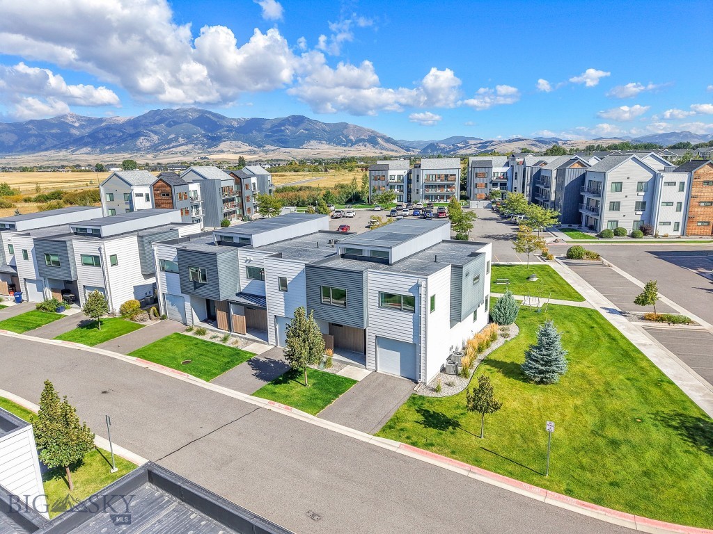 Bozeman, Montana 59718, United States, 3 Bedrooms Bedrooms, ,3 BathroomsBathrooms,Residential,Active,215114