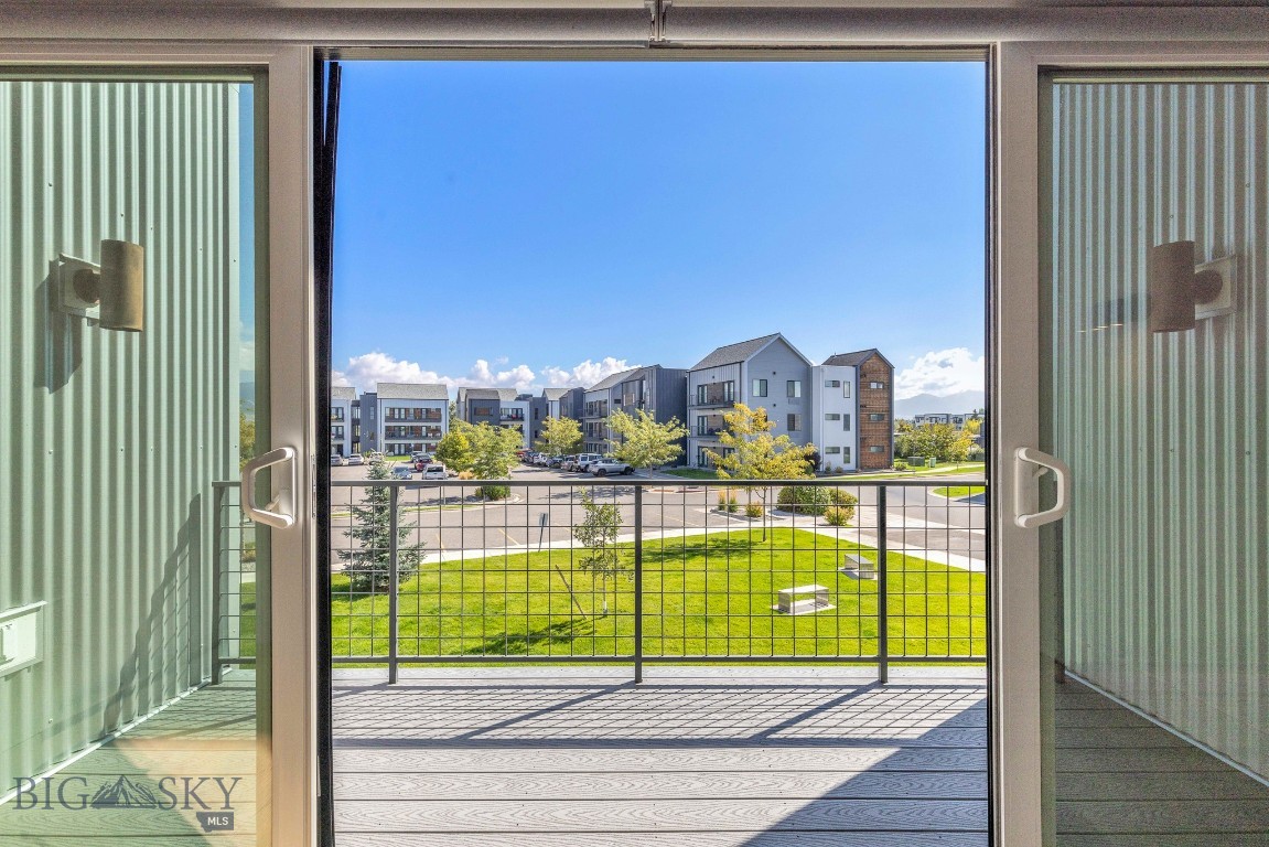 Bozeman, Montana 59718, United States, 3 Bedrooms Bedrooms, ,3 BathroomsBathrooms,Residential,Active,215114