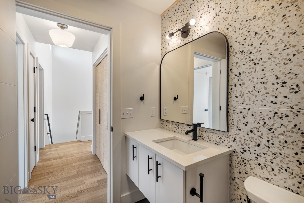 Bozeman, Montana 59718, United States, 3 Bedrooms Bedrooms, ,3 BathroomsBathrooms,Residential,Active,215114