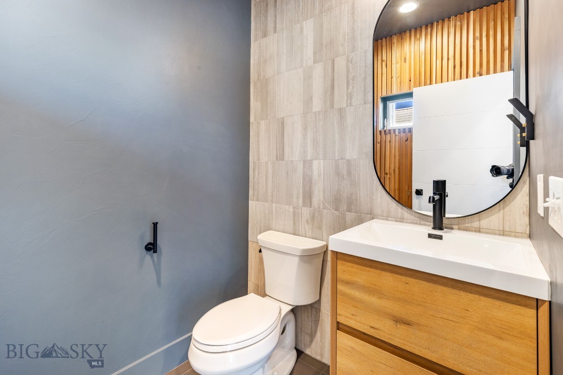 Bozeman, Montana 59718, United States, 3 Bedrooms Bedrooms, ,3 BathroomsBathrooms,Residential,Active,215114