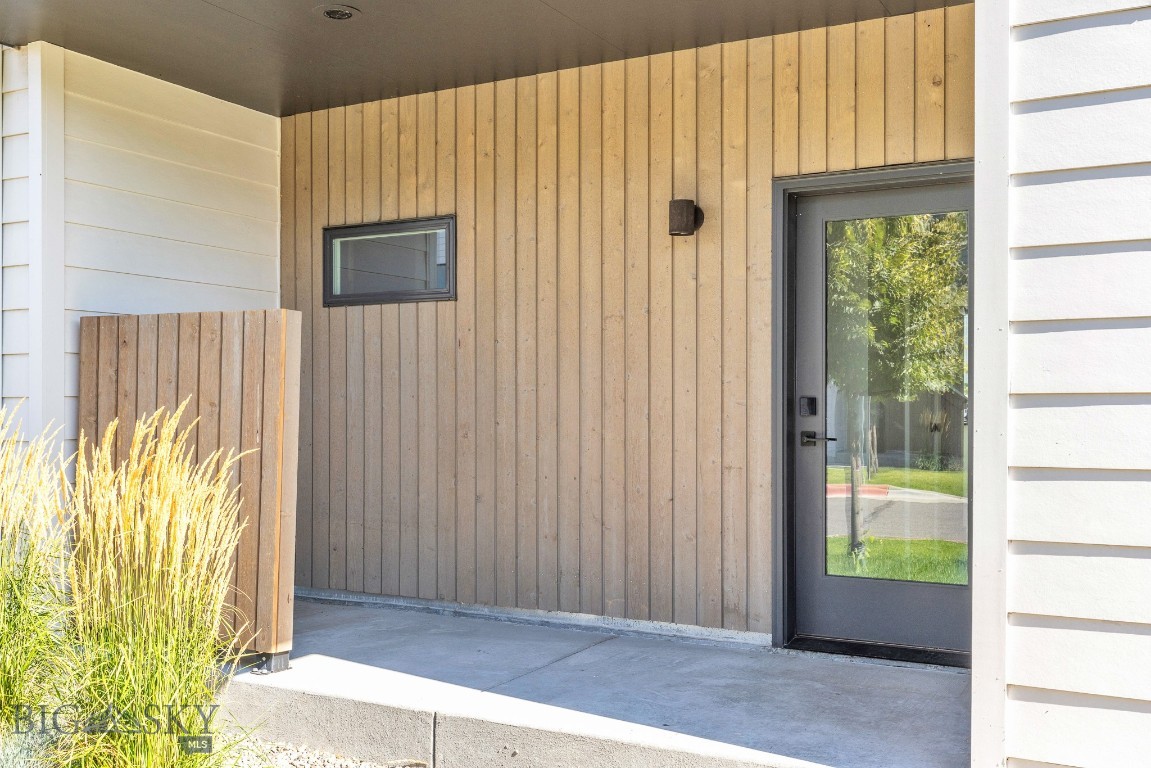 Bozeman, Montana 59718, United States, 3 Bedrooms Bedrooms, ,3 BathroomsBathrooms,Residential,Active,215114