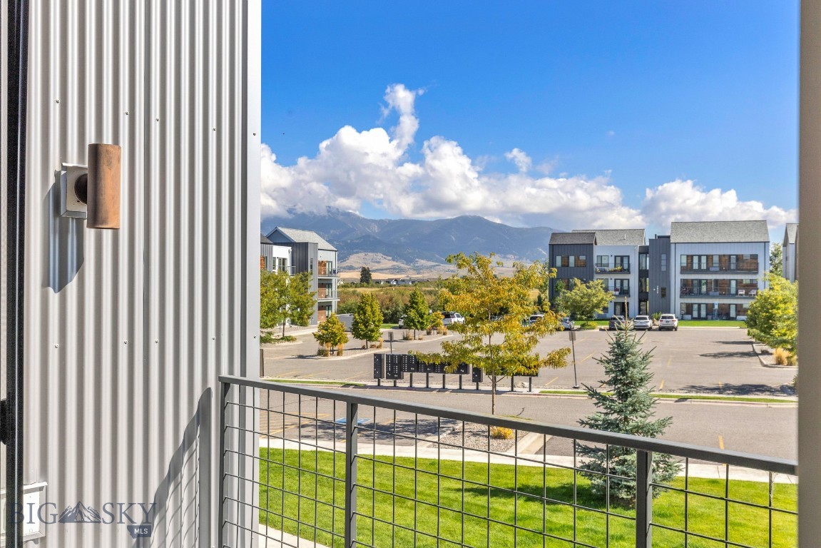 Bozeman, Montana 59718, United States, 3 Bedrooms Bedrooms, ,3 BathroomsBathrooms,Residential,Active,215114