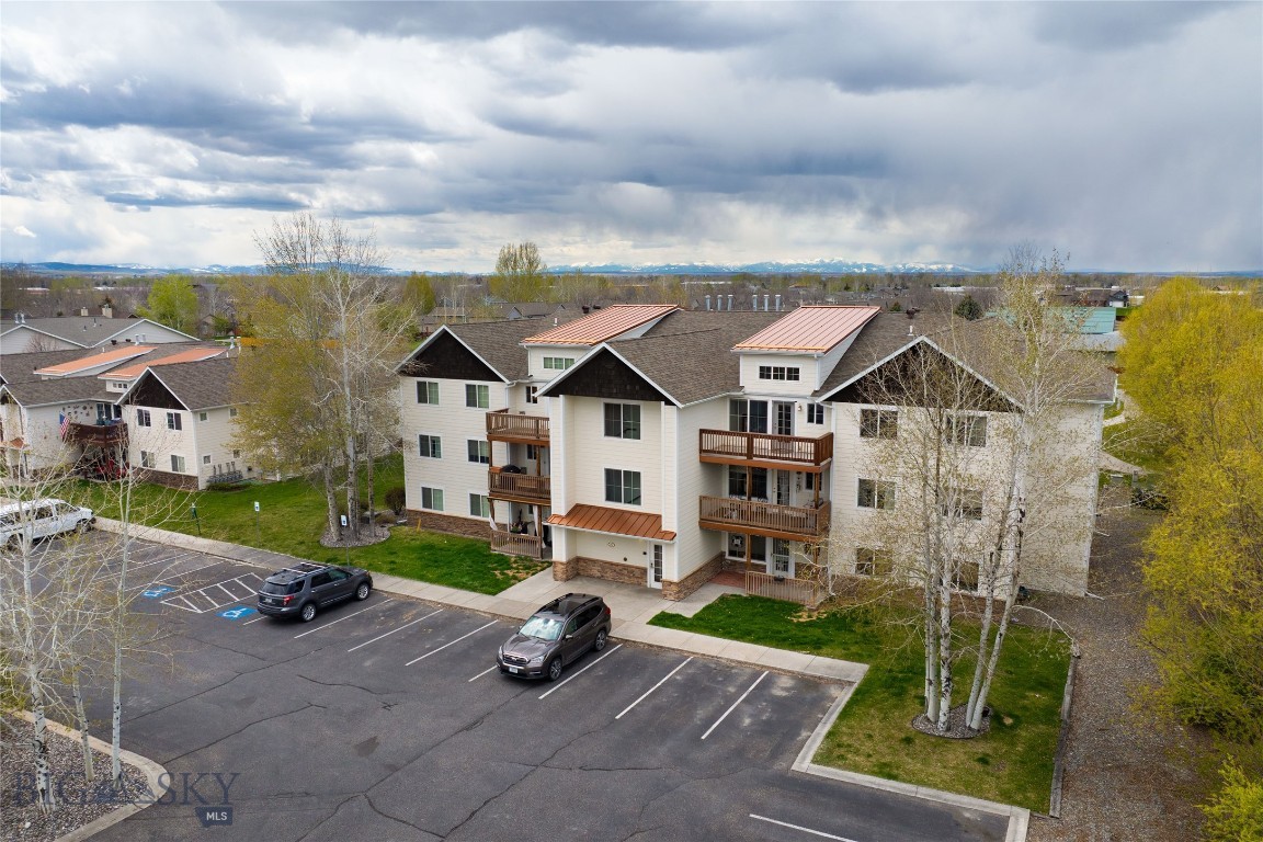 River Rock and Royal Village - Residential