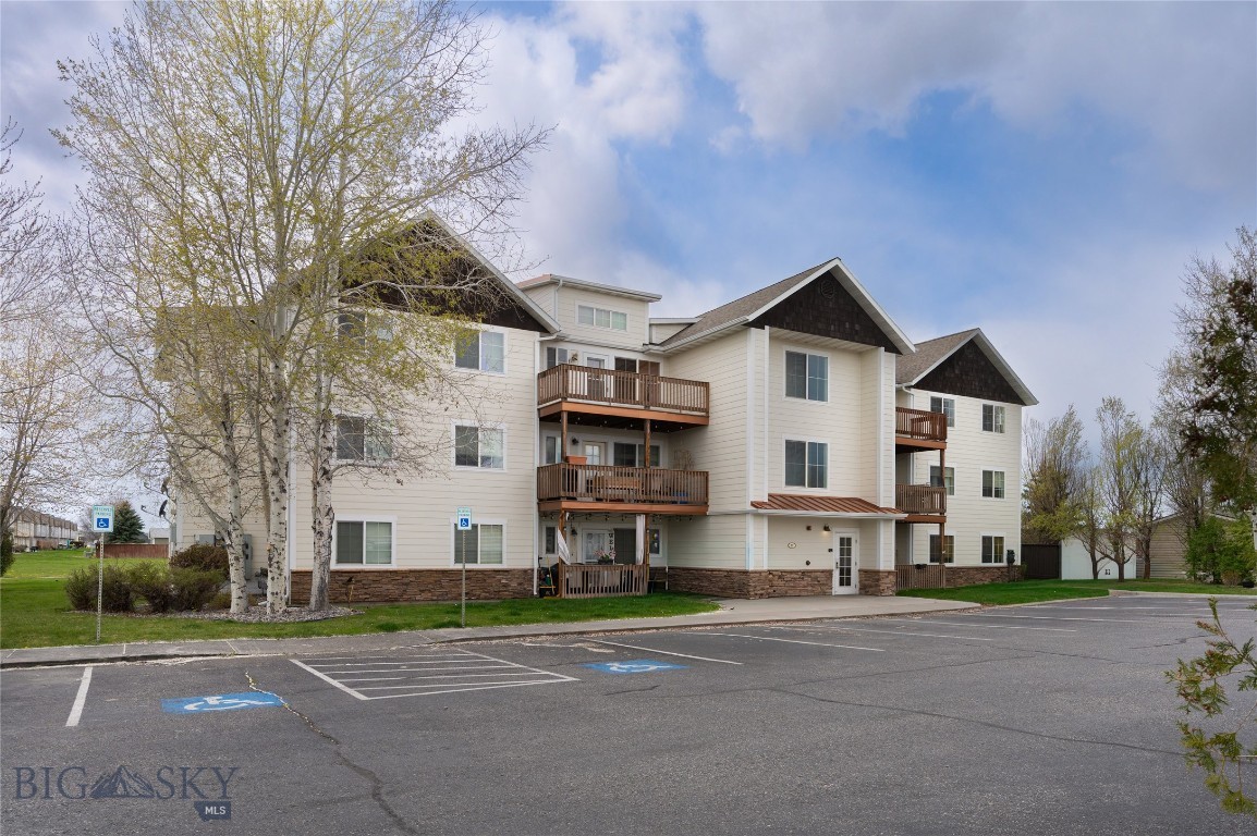 River Rock and Royal Village - Residential