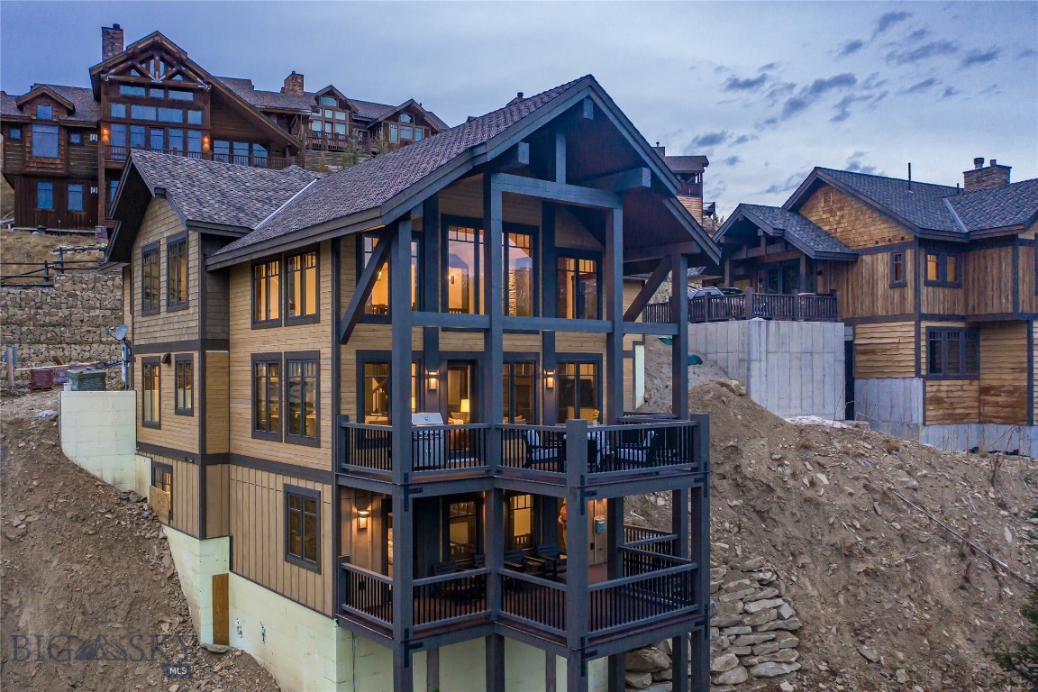 109 Cascade Ridge