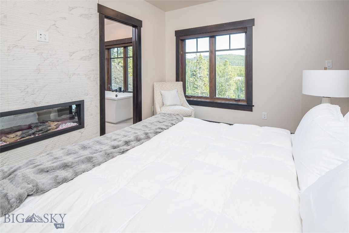 Cascade Ridge Condos - Residential