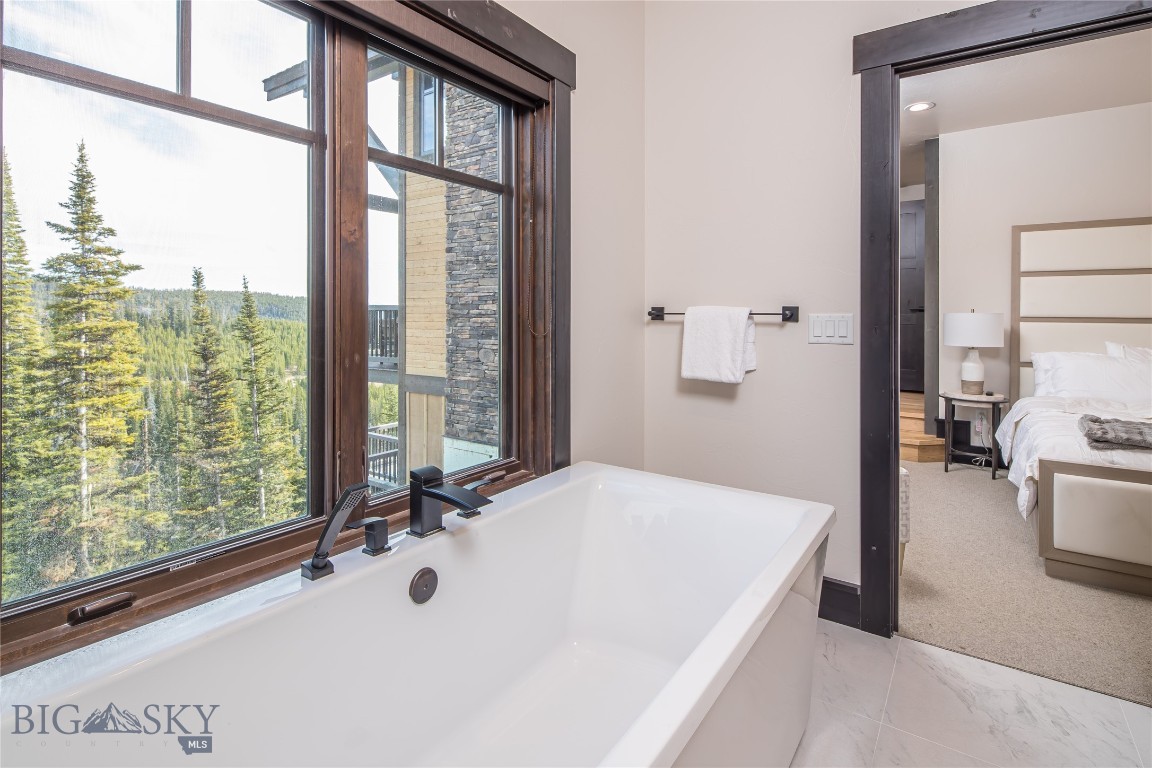 Cascade Ridge Condos - Residential