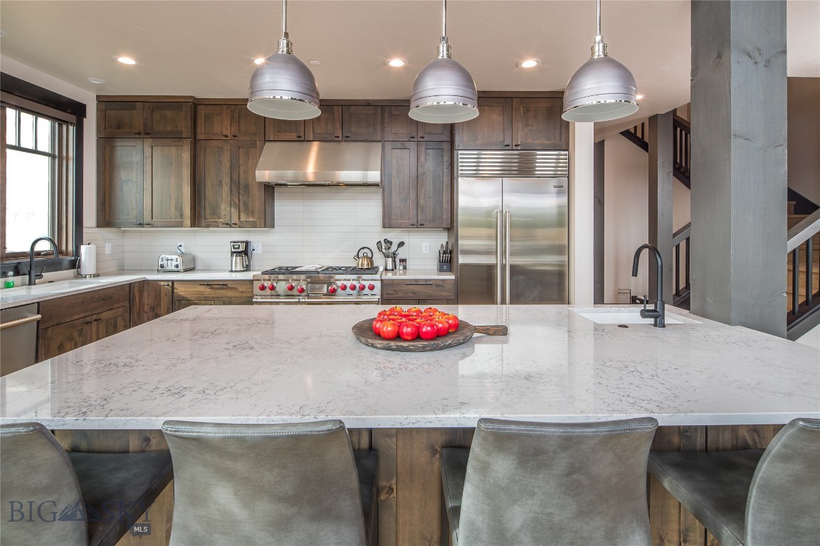Cascade Ridge Condos - Residential