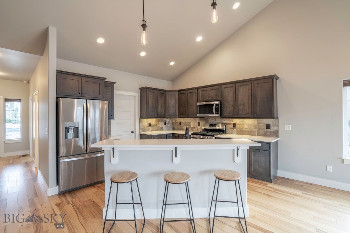 Falcon Hollow - Residential