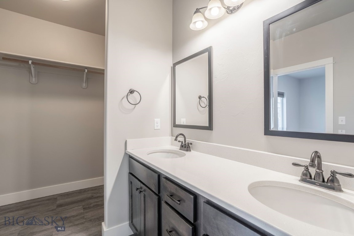 Falcon Hollow - Residential