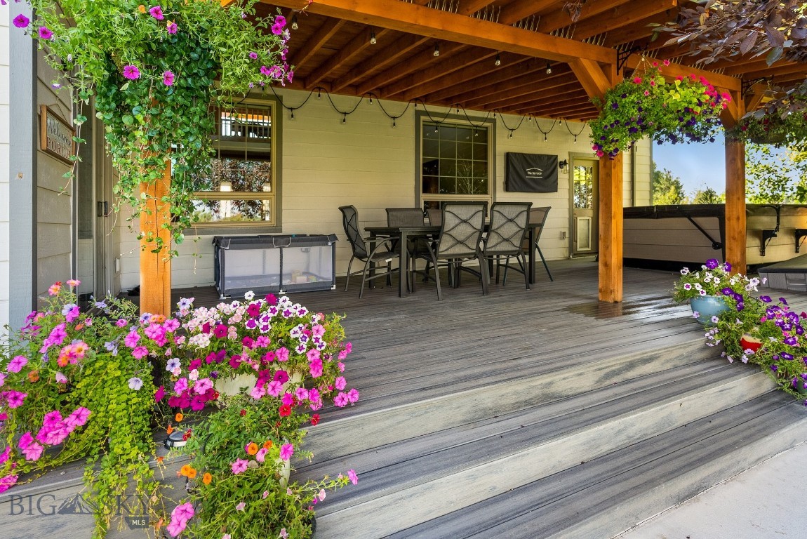 Bozeman, Montana 59718, United States, 4 Bedrooms Bedrooms, ,4 BathroomsBathrooms,Residential,Active,113336