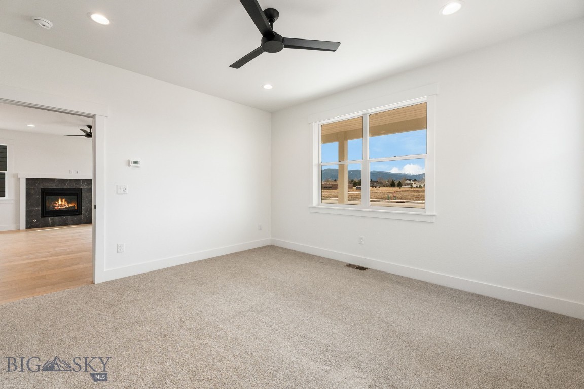 Allison - Residential