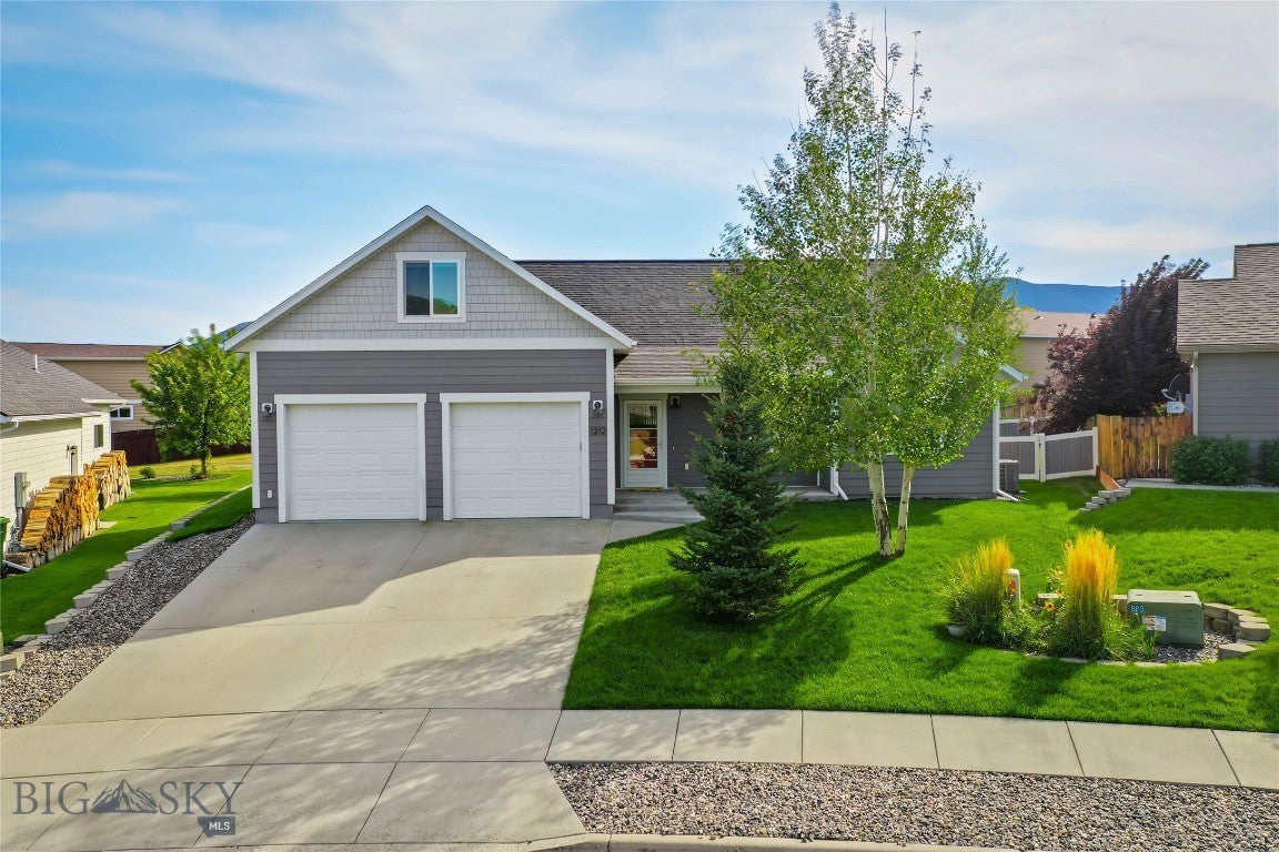 1212 Ridgeview Trail