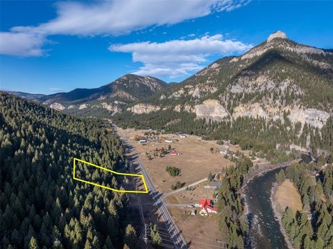 Photo of 29 Old Hell Roaring Trail, Gallatin Gateway, MT 59730 (MLS # 407064)