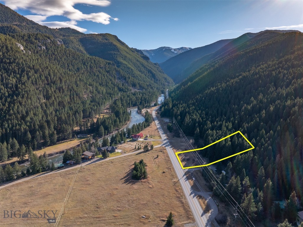 Gallatin Canyon - Land