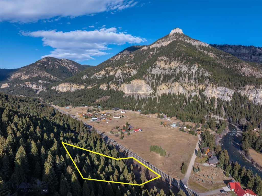 Gallatin Canyon - Land