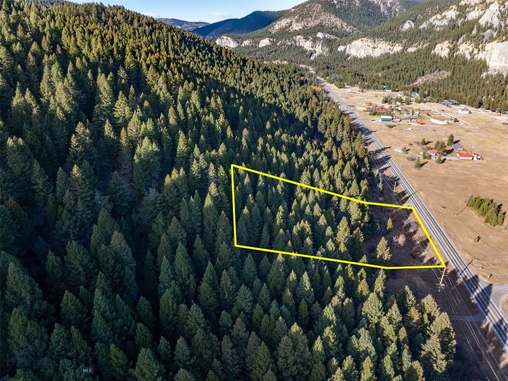 Gallatin Canyon - Land