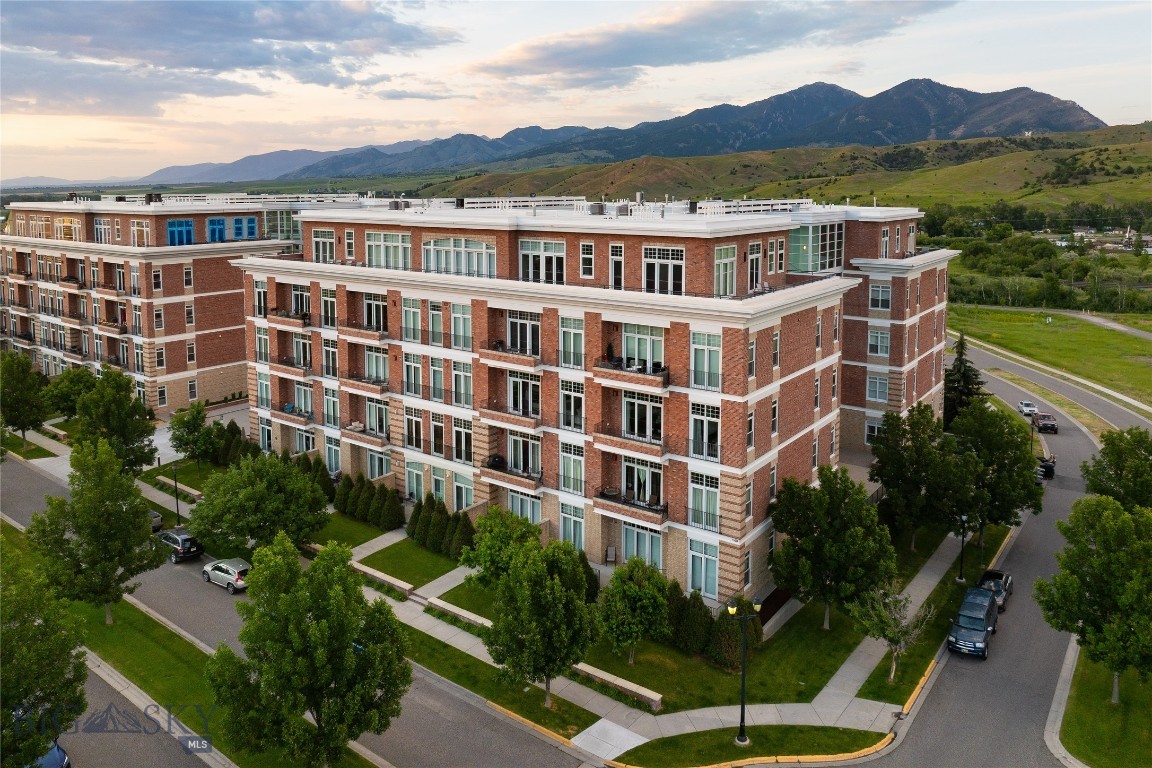 Village Downtown - Residential