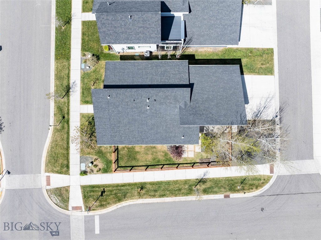 The Lakes at Valley West - Residential