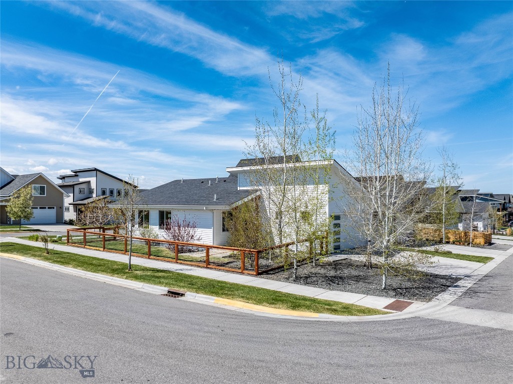 The Lakes at Valley West - Residential
