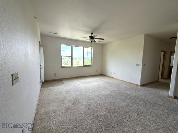 2221B Willow Drive 302B