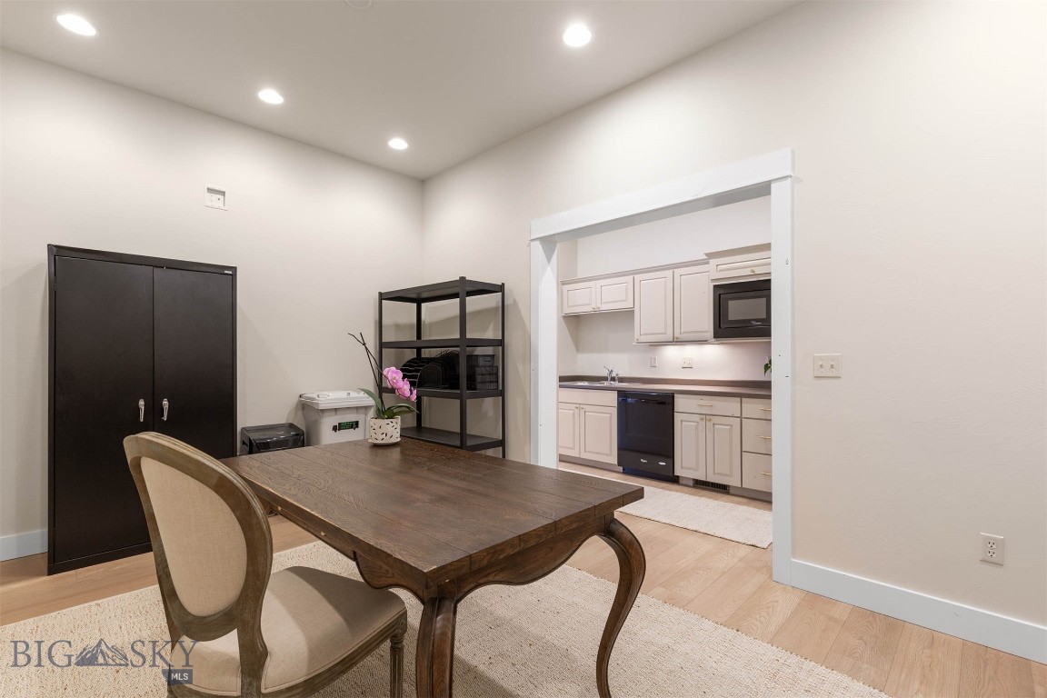 Bozeman, Montana 59715, United States, ,Commercial,Contingent,4915