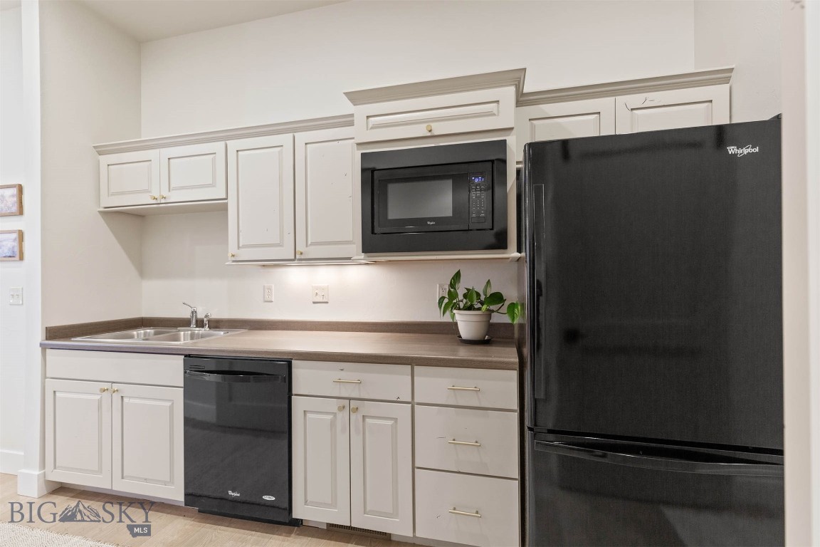 Bozeman, Montana 59715, United States, ,Commercial,Contingent,4915