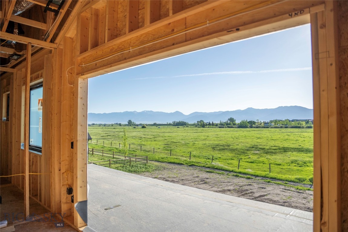 Creekside Meadows - Residential