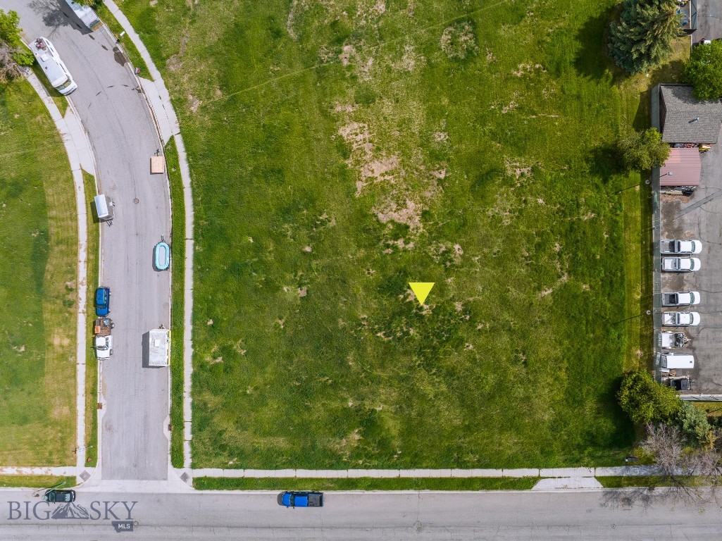 Parkway Plaza - Land