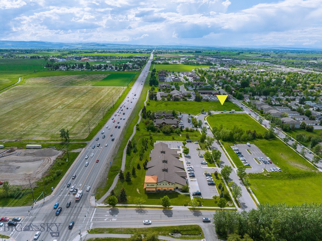 Parkway Plaza - Land