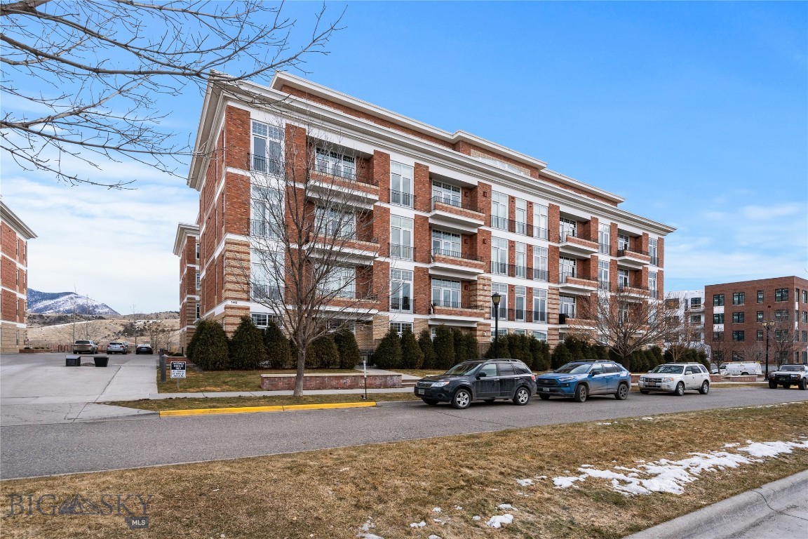 Village Downtown - Residential