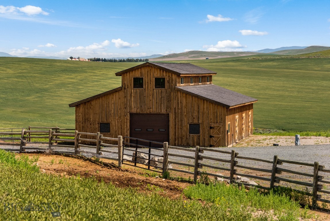 Hilltop Vista - Residential
