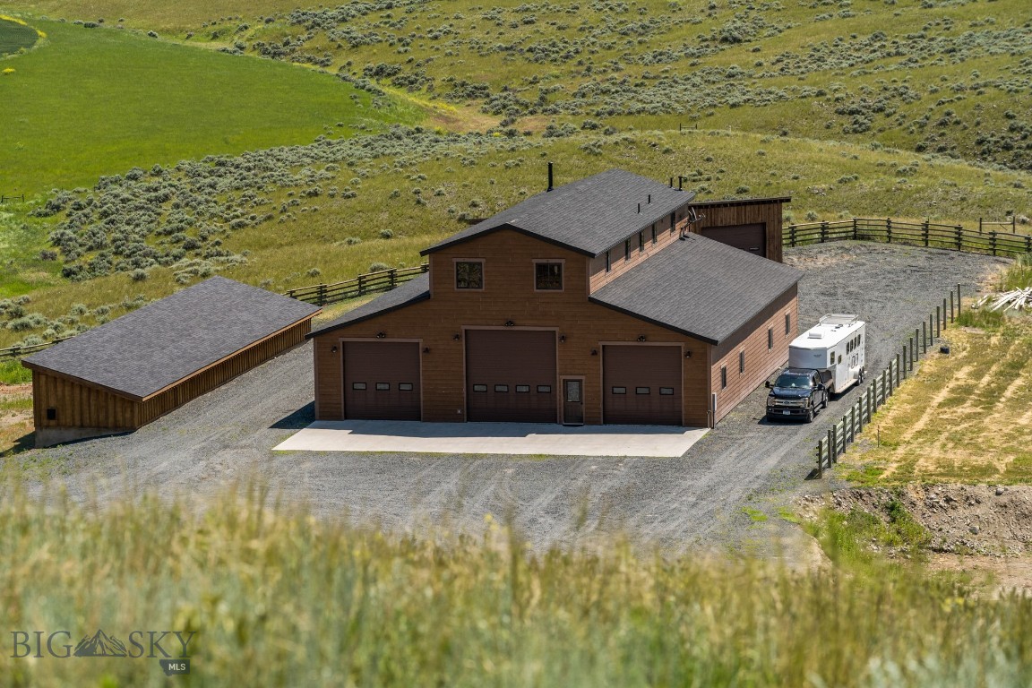 Hilltop Vista - Residential