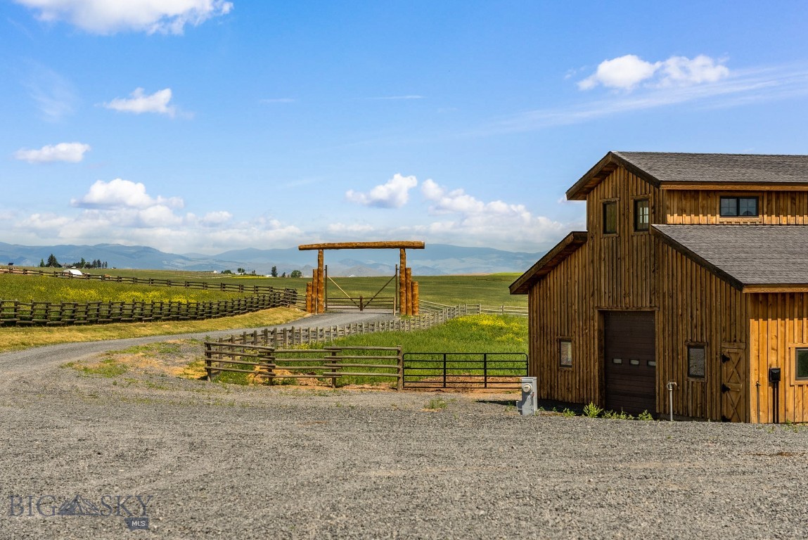 Hilltop Vista - Residential