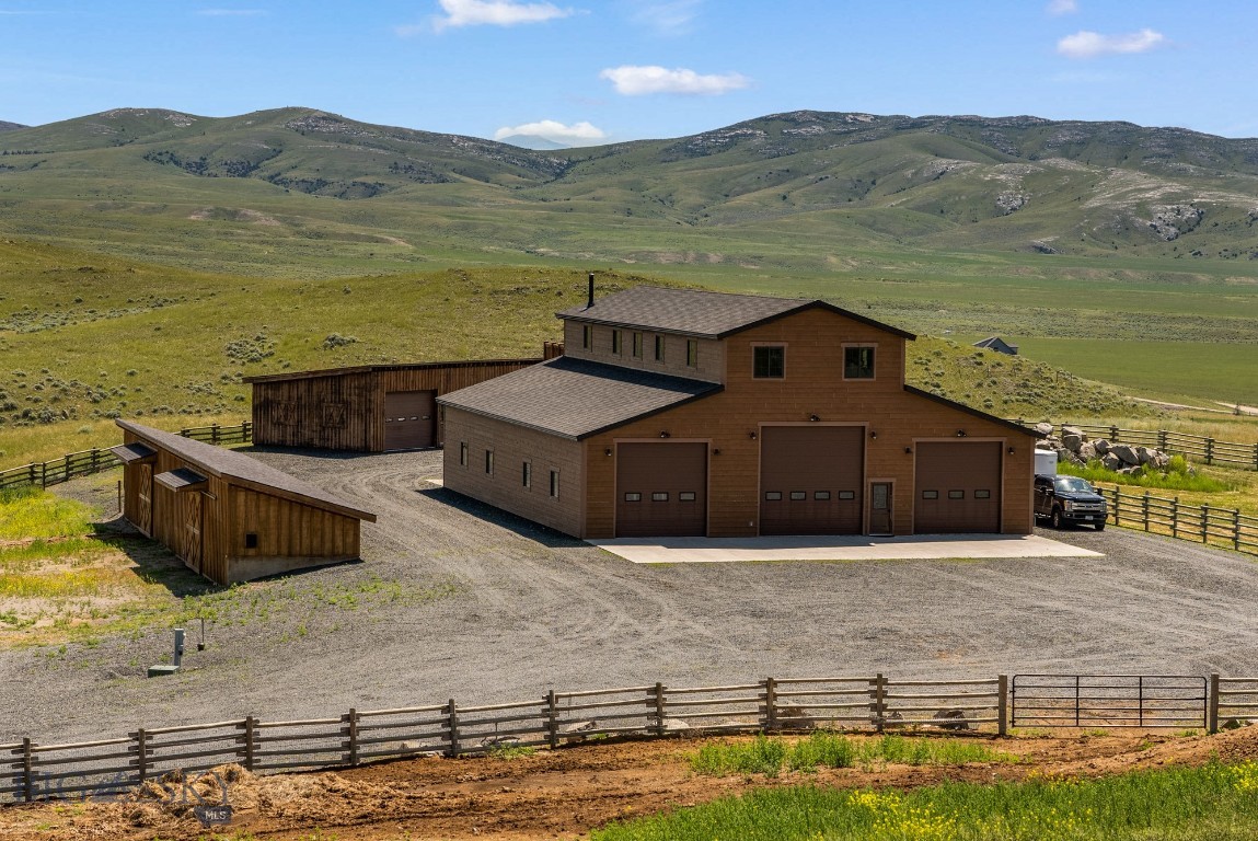 Hilltop Vista - Residential