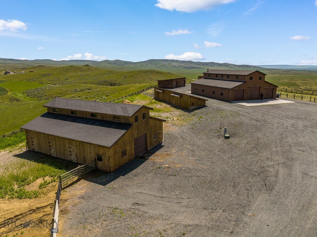 Hilltop Vista - Residential
