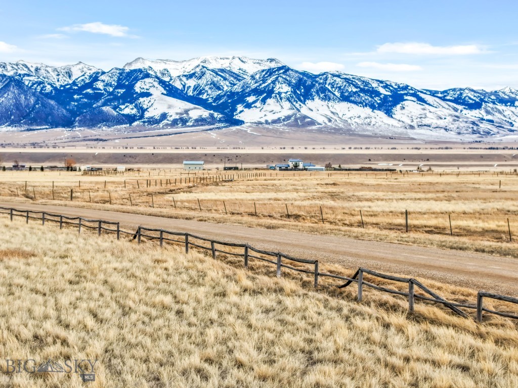 Shining Mountain Unit II - Land