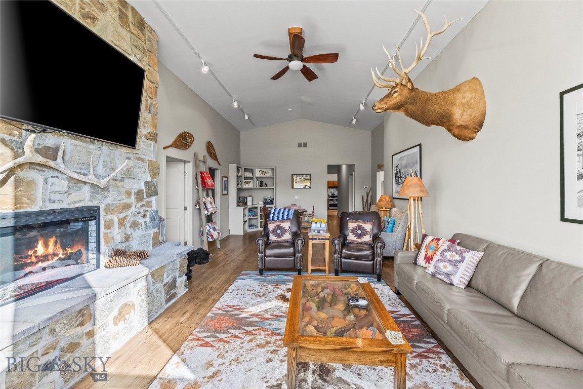 Yellowstone Park Riverfront Sub - Residential